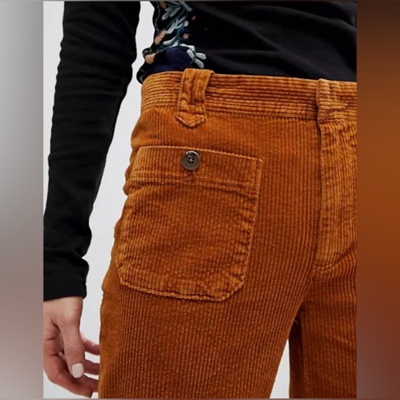 NWT Free People Hip-Hugging Flared Corduroy Pants (Size 2) - Picture 8 of 11